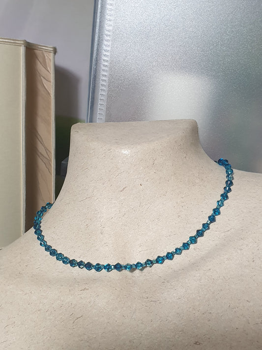 Collier verre bleu