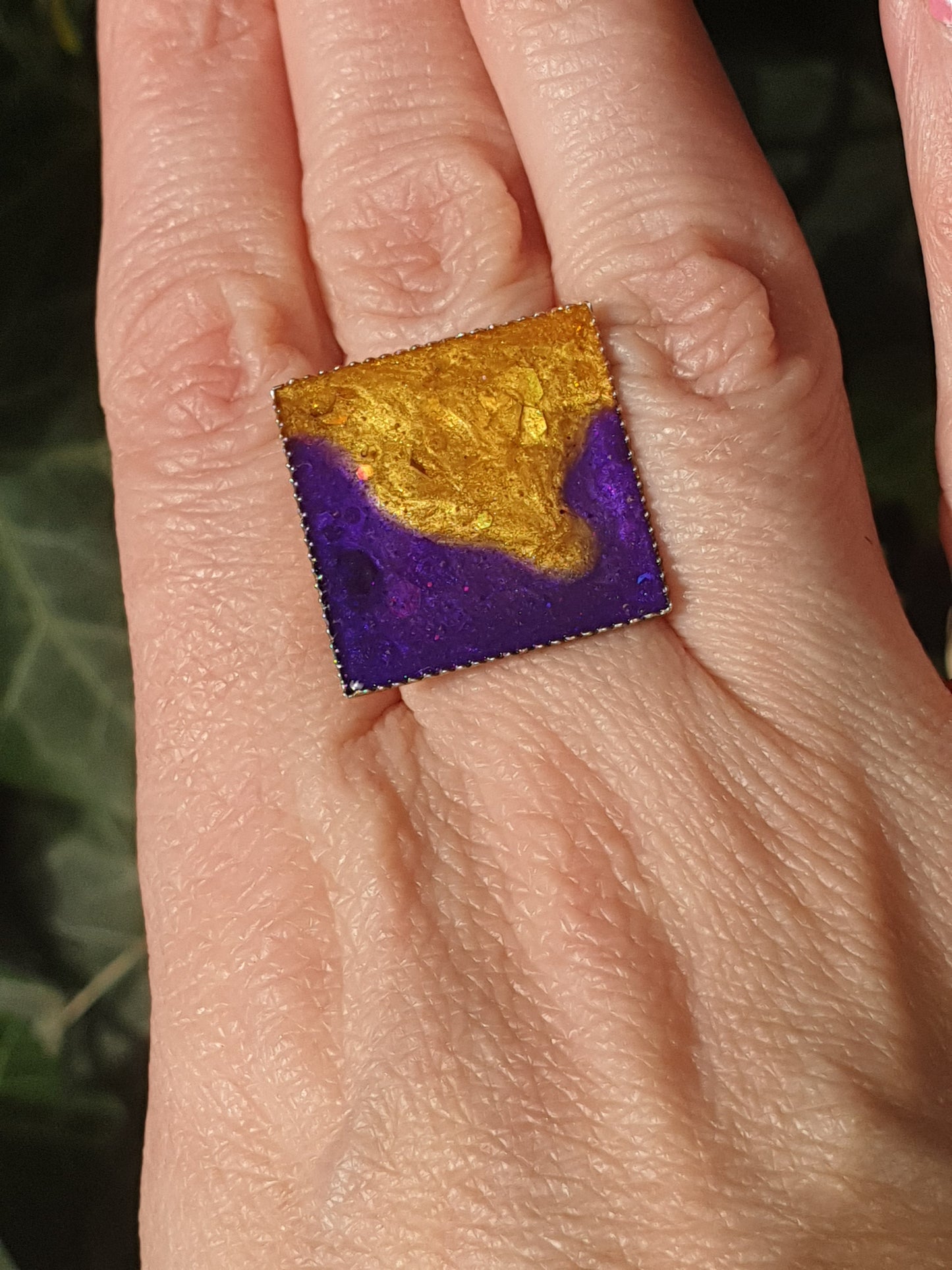 Bague carrée or et Mauve