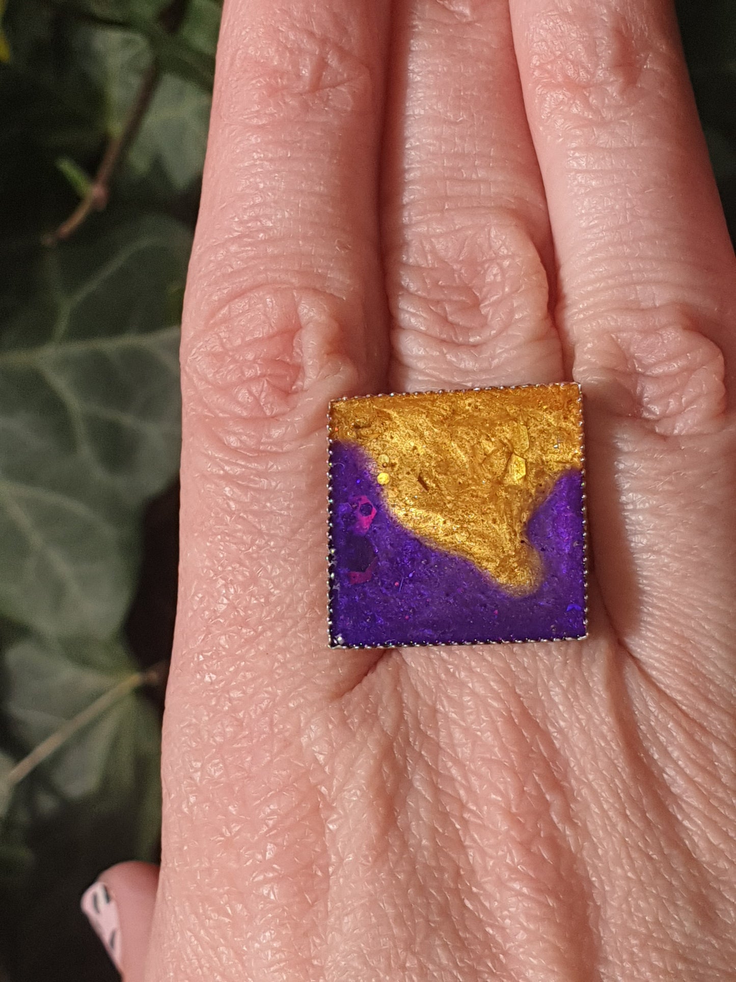 Bague carrée or et Mauve