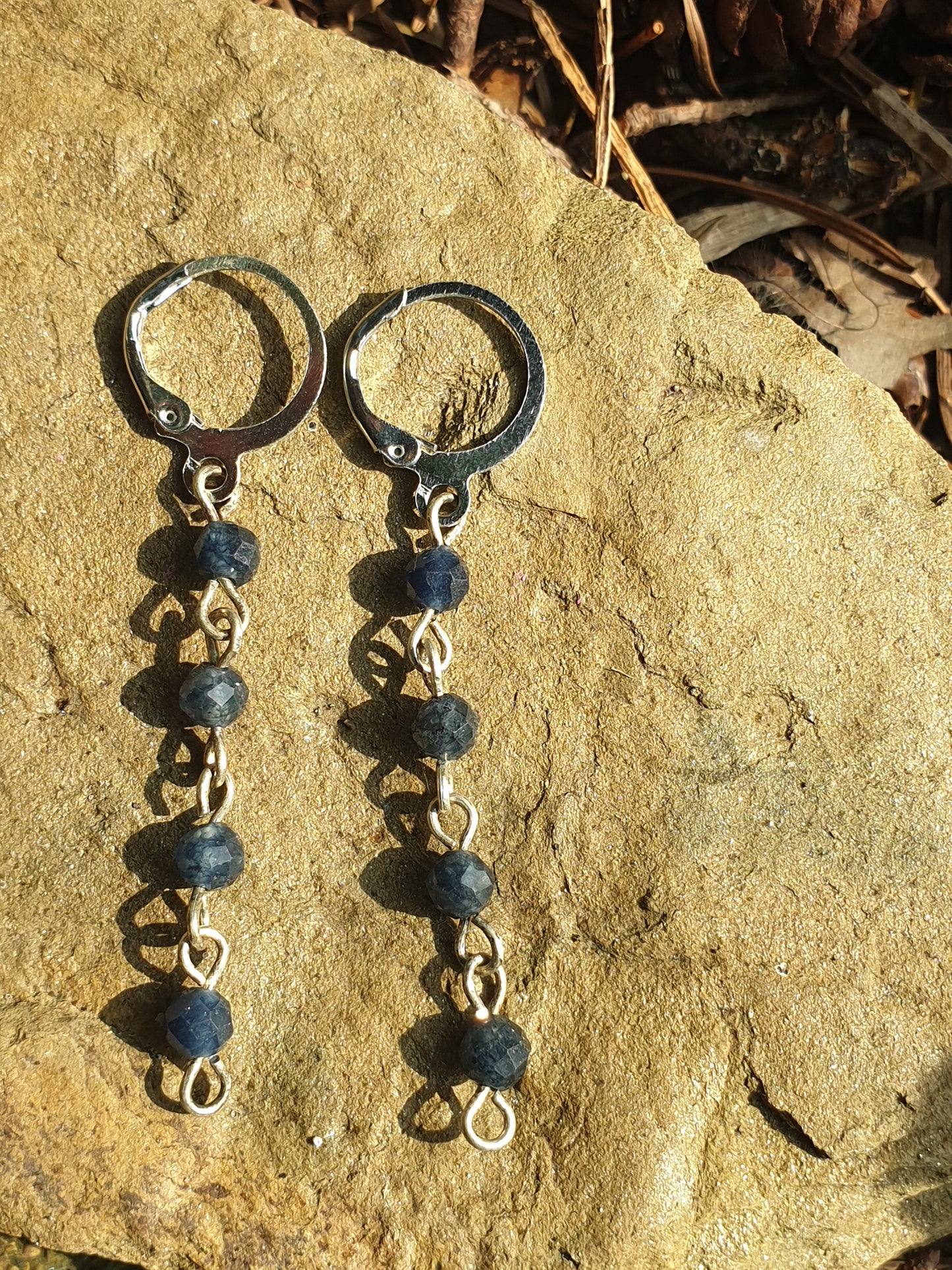 Boucles d'oreilles pierre Saphir, bleues